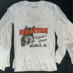 Rare Long Sleeve Hooter Shirts